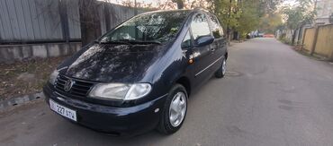 срочно продаю машину бишкек: Volkswagen Sharan: 1998 г., 2.8 л, Механика, Бензин, Минивэн