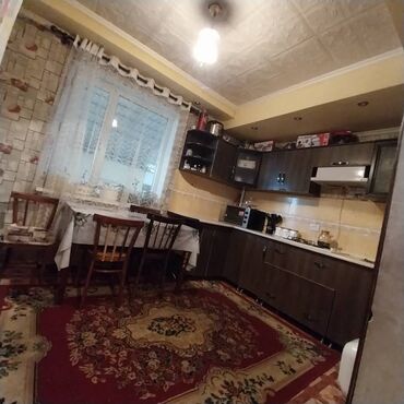 куплю 2 х комнатную квартиру в бишкеке: 150 м², 4 комнаты, Свежий ремонт С мебелью