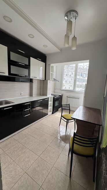 Продажа квартир: 3 комнаты, 62 м², 105 серия, 8 этаж, Евроремонт