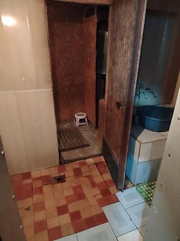 Продажа коттеджей и домов: 1 комната, 140 м², 8 соток, Токмак, Собственник — 15