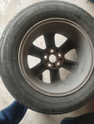 Колеса в сборе: Б/у Колесо Toyota 195 / 65 / R 15, 5 Болтов