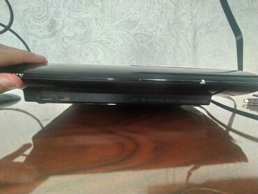 Mətbəx texnikası: PlayStation 3 satılır yanında 2 ədəd pult pulsuz ideal vəziyyətdədir