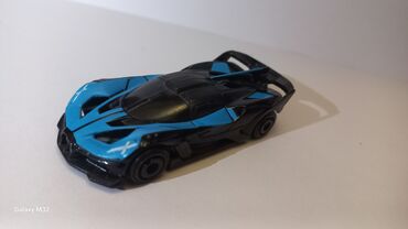 Игрушки: Продаю машинки хот вилс ( на обороте написано). покупаете первые 4 at lalafo.kg — 7 Игрушки: Продаю машинки хот вилс ( на обороте написано). покупаете первые 4 — 7