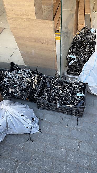 Digər mebel: Asılqanlar tək təkdə satılır təzə kimidi çox az istifadə olunub qiymət — 3