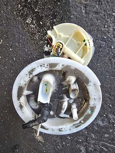 BENZINSKA PUMPA 2.0 TFSI ZA AUDI A5 OD 2006. DO 2012. GOD at lalafo.rs — 2 BENZINSKA PUMPA 2.0 TFSI ZA AUDI A5 OD 2006. DO 2012. GOD — 2