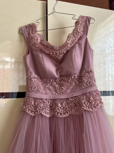 Ziyafət donları: 350 manata nişan üçün alınıb. 1 defe nişanda geyinilib — 6