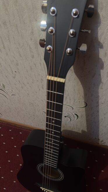 Гитары: 🎸 Акустическая гитара (новая, из Китая) — полный комплект! Продаю — 5