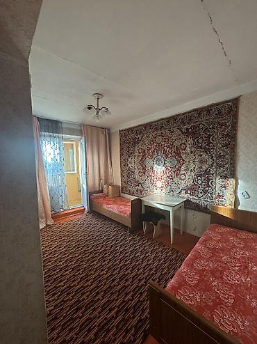 каартира сдаю: 2 комнаты, Собственник, Без животных, от 6 месяцев, С мебелью частично — 2