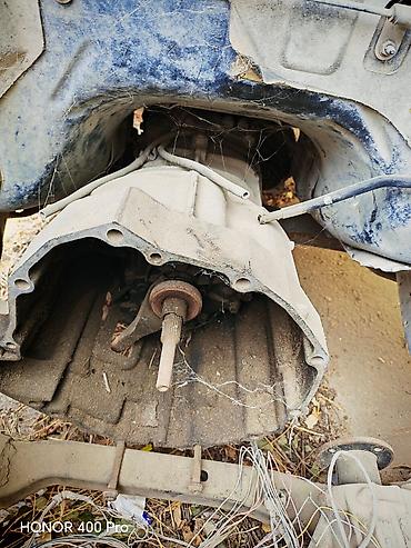 nissan diskləri: Nissan Navara pikap üçün ehtiyat hissələri. Şəkillərdə qara rəngli — 3