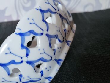 Ostalo posuđe: Porcelanska nova,vintaz korpica. Korpica bez ostecenja,sve na njoj — 4