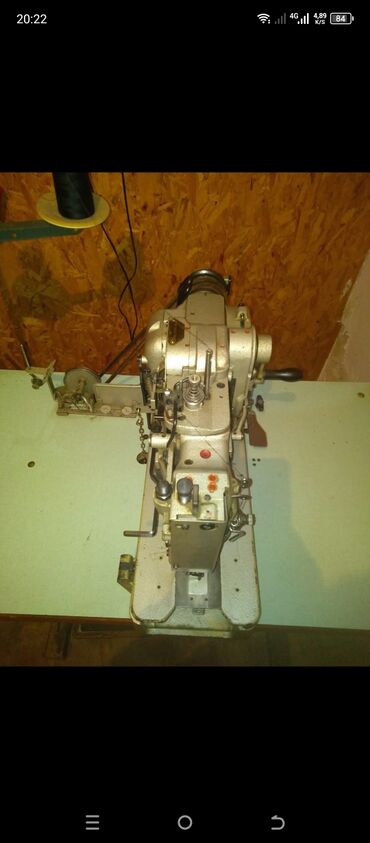 Industrijske šivaće mašine: Industrijska mašina za pravljenje rupica – PFAFF - Profesionalna — 6