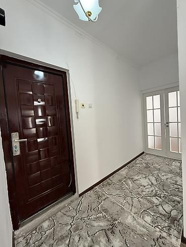 комнаты ыссык кол: 40 м², С мебелью частично — 1