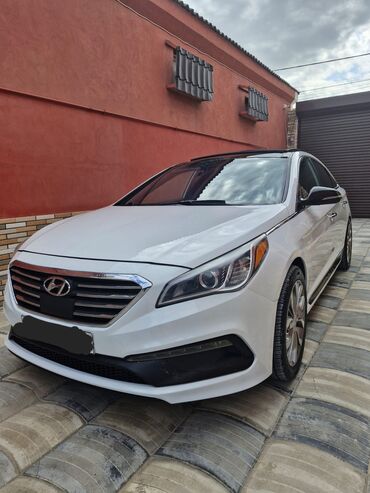 hunday sonata: Hyundai Sonata: 2 l | 2015 il Sedan