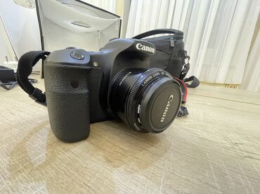Fotokameralar: Canon EOS 60DSLR fotoaparat dəsti Əla vəziyyətdədir. Şəkildə — 1