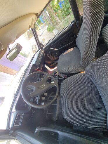 tofas satilir: VAZ (LADA) 2107: 1.6 l | 2006 il 10000 km Sedan