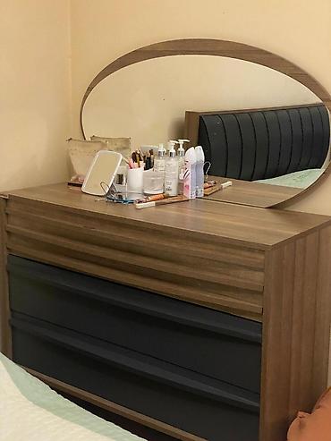 ortopedik dosek: Yataq otağı mebel dəsti Tərkibi: - İki sürgülü qapılı şkaf: bir qapı — 3