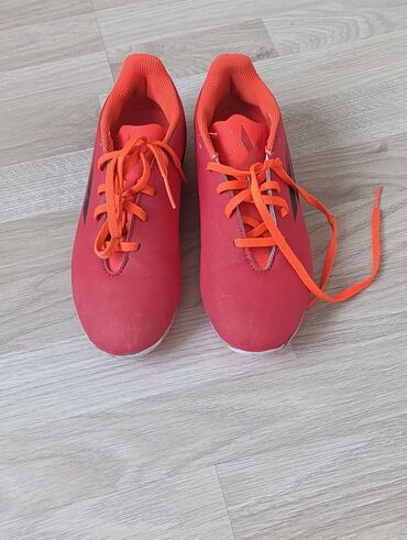 38 41 ölçülü roliklər: Butslar Adidas, Ölçü: 38, İşlənmiş