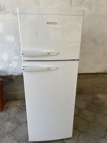 кофеварка капельная с таймером: Холодильник Beko, Б/у, Двухкамерный, De frost (капельный), 50 * 1450 * 55