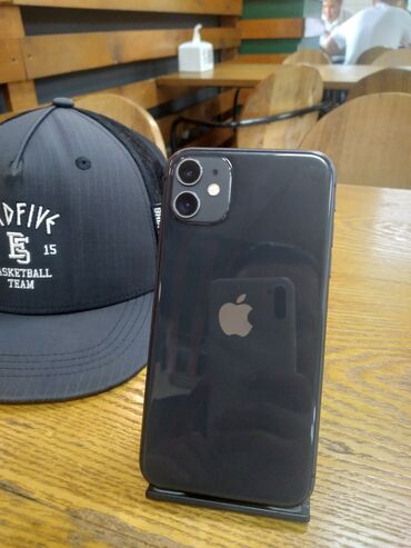 поко м5 с: IPhone 11, Б/у, 128 ГБ, Space Gray, Чехол, В рассрочку, 83 %