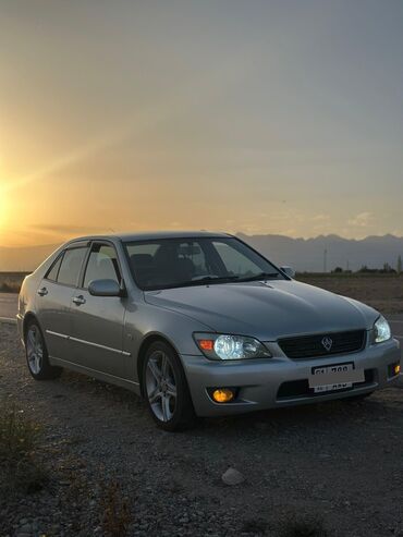 автомат машина арзан: Toyota Altezza: 2003 г., 2 л, Автомат, Бензин, Седан