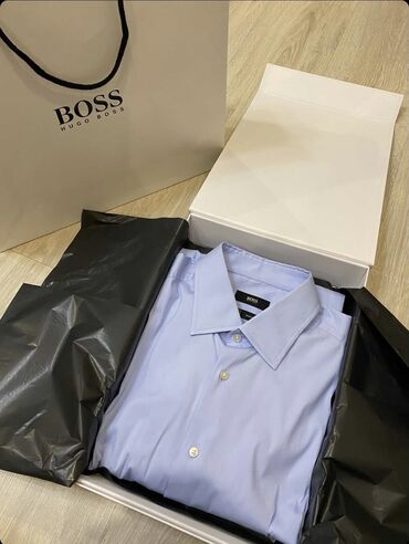 9776 объявлений: Мужская рубашка
hugo boss-оригинал!
Абсолютно новая,полный комплект-м