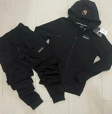 Trenerke: Trenerka Boss, bоја - Crna — 25