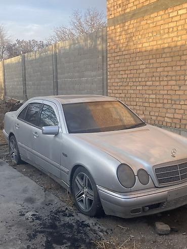 Mercedes-Benz: Mercedes-Benz E-Class: 1999 г., Седан — 3