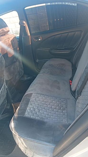 Продажа авто: Toyota Avensis: 2000 г., Бензин, Седан — 5