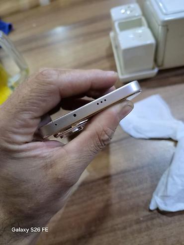 poko x8 pro: Honor 400, 256 GB — 4