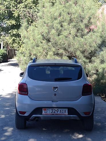 фотолампа каракол: Dacia Sandero: 2019 г., 0.9 л, Кол менен иштөөчү, Бензин, Хетчбек — 5