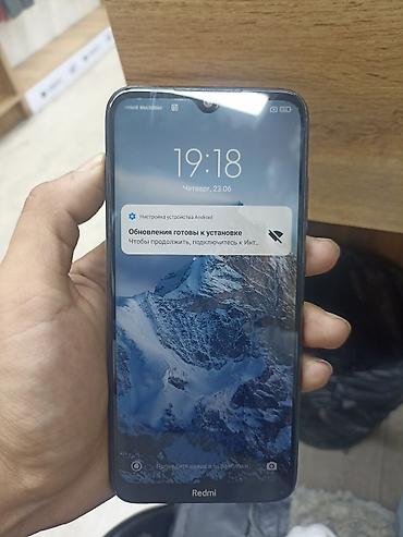 Смартфон Redmi с каплевидным вырезом под фронтальную камеру и экраном at lalafo.kg Смартфон Redmi с каплевидным вырезом под фронтальную камеру и экраном