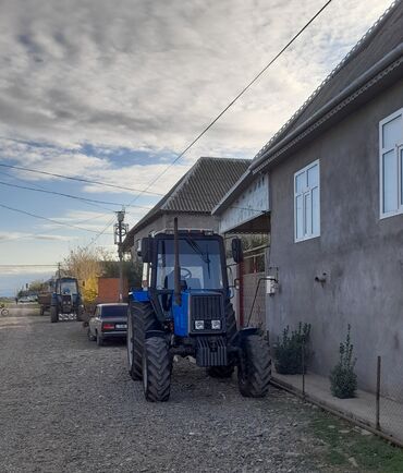 Traktorlar: Traktor Belarus (MTZ) 89.2, 2014 il, 6151515 at gücü, motor 0.1 l, İşlənmiş