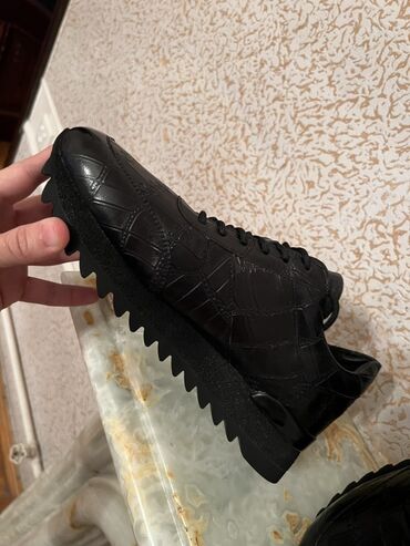 Krasofkalar və idman ayaqqabıları: 42 razmer Dəri kişi ayaqqabısı Türkiyədən gətirilib tam orjinal — 4