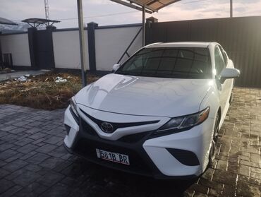 меняю дом на авто: Toyota Camry: 2019 г., 2.5 л, Автомат, Бензин, Седан