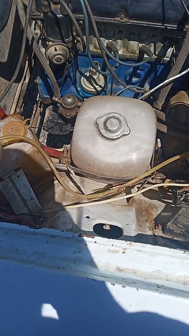 traktor t 30: Salam maşın tam islekdi sənədlər qaydasında mator təzə yığılıb mist — 10
