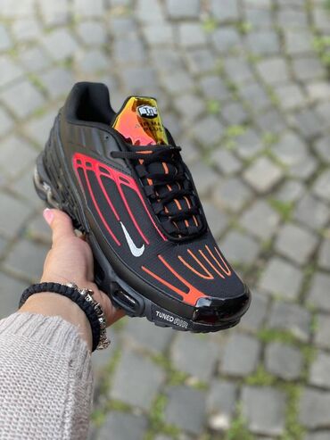 air max 26: Patike, veličina - 46