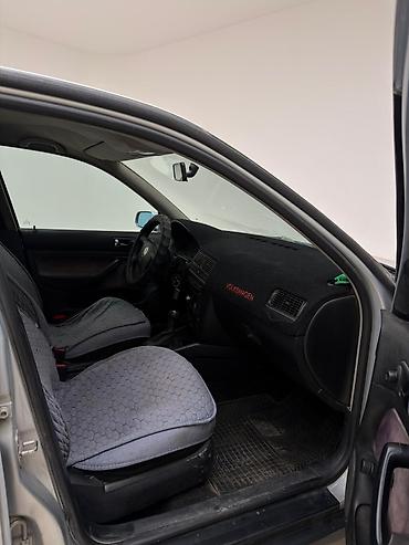 Volkswagen: Volkswagen Golf: 1994 г., 1.4 л, Механика, Бензин, Хэтчбэк — 10