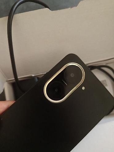 Xiaomi: Redmi A5 – pametni telefon - Ekran: veliki ekran sa tankim okvirima — 8