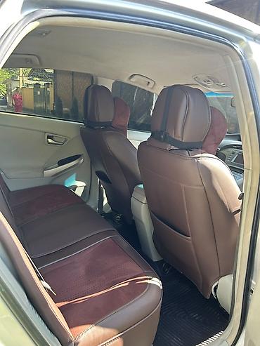 приус 2015 года: Toyota Prius: 2014 г., Гибрид, Лифтбек — 7
