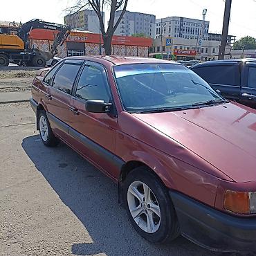 ender s: Volkswagen Passat: 1989 г., 1.8 л, Механика, Бензин, Седан — 4