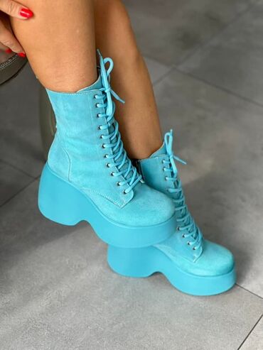 Čizme: Br 36-40
Peta:10cm — 1