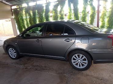 hilux surf 130: Toyota Avensis: 2004 г., 1.8 л, Механика, Бензин, Седан — 6