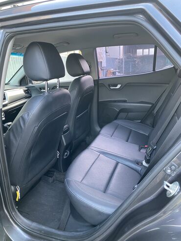 Kia: Kia Stonic: 2017 г., 1.6 л, Автомат, Дизель, Хэтчбэк — 11