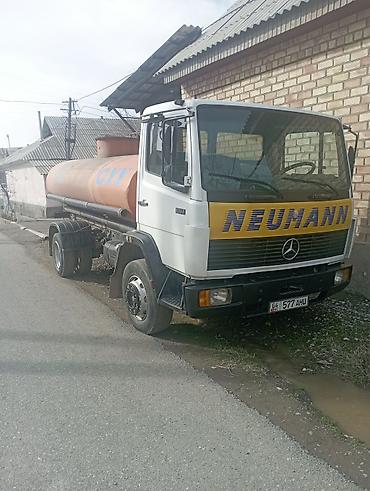 транс: Водовоз на базе Mercedes-Benz - Шасси: грузовой Mercedes-Benz — 1