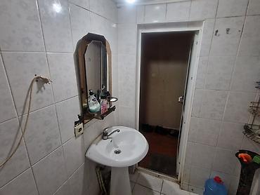 Mənzillər: Lenenqrad proekti,2 otaqli menzil,Gence prospekti 9/1,Umumi sahesi 50 — 9