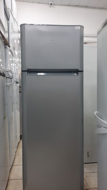 Б/у Холодильник Indesit, De frost, Двухкамерный, цвет - Серый