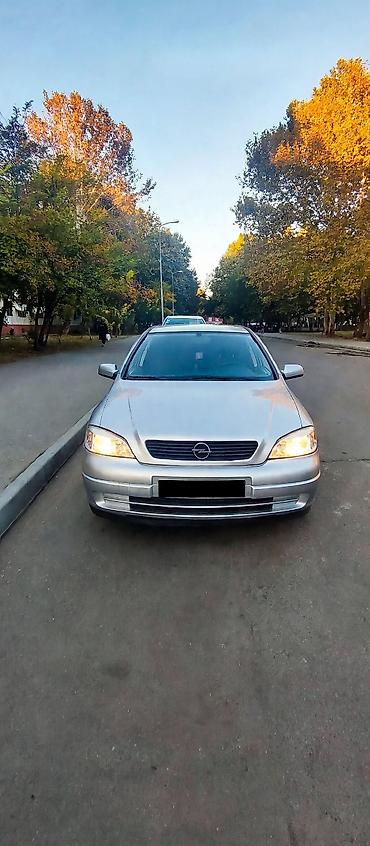 avto aksesuarlar: Opel Astra: 1.6 l | 1999 il 239000 km Sedan — 1