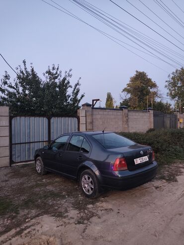 техномир бишкек: Volkswagen Bora: 2003 г., 2 л, Механика, Бензин, Седан