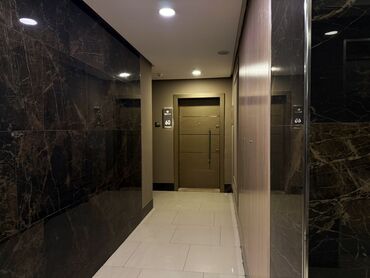 Посуточная аренда квартир: 3 комнаты, Душевая кабина, Постельное белье, Кондиционер — 14