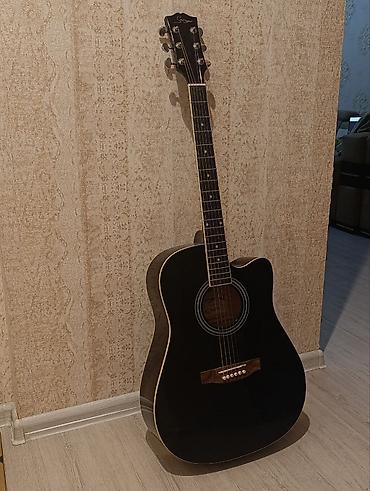 gitara simi: Smiger qara akustik gitara. Çox az işlədilib, yeni kimidir, cızığı — 2